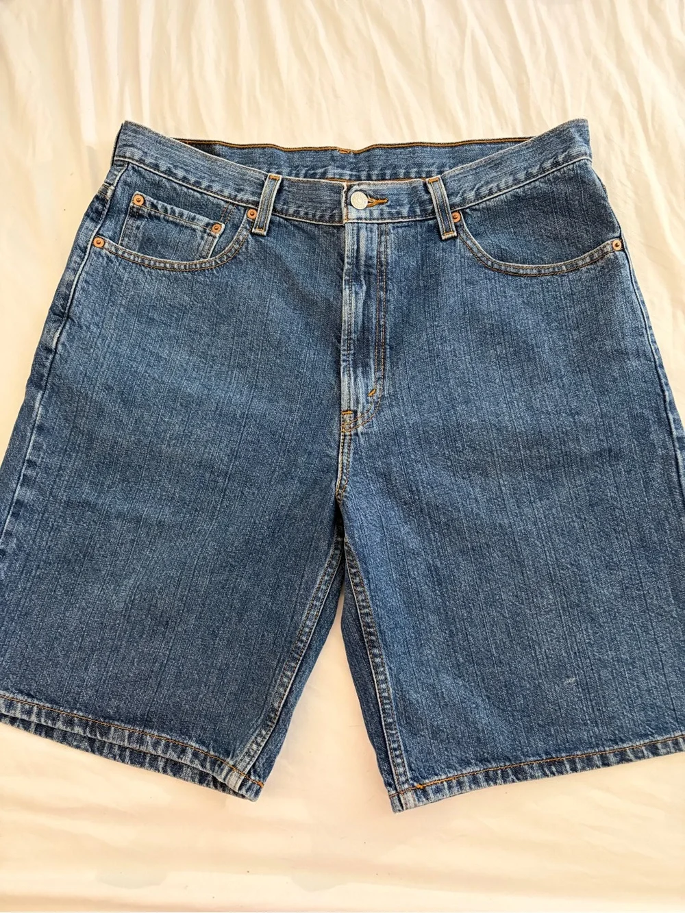 Levi’s Men's Mid Wash Denim Jean Shorts
